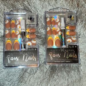 Faux nails